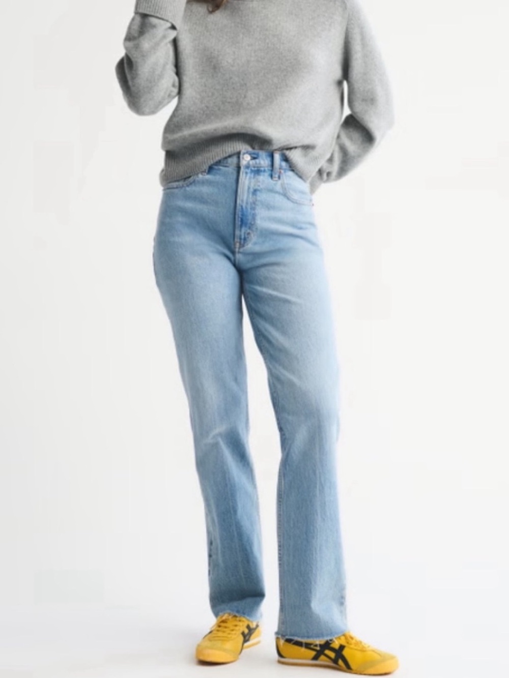 Abercrombie & Fitch 90’s Straight Ultra High Rise Jeans 29 Short